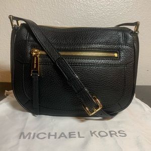 Michael Kors Julia Messenger